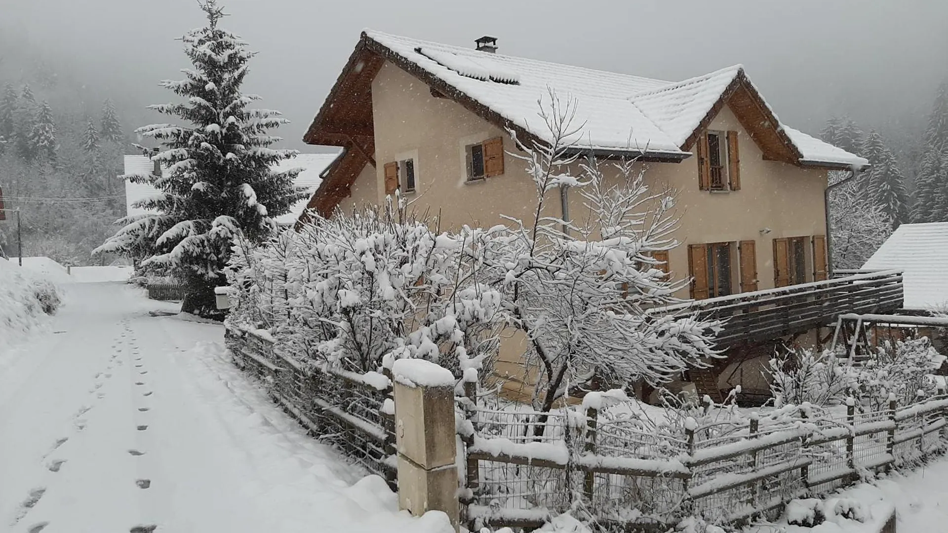 Gite Du Ruisseau Les Adrets